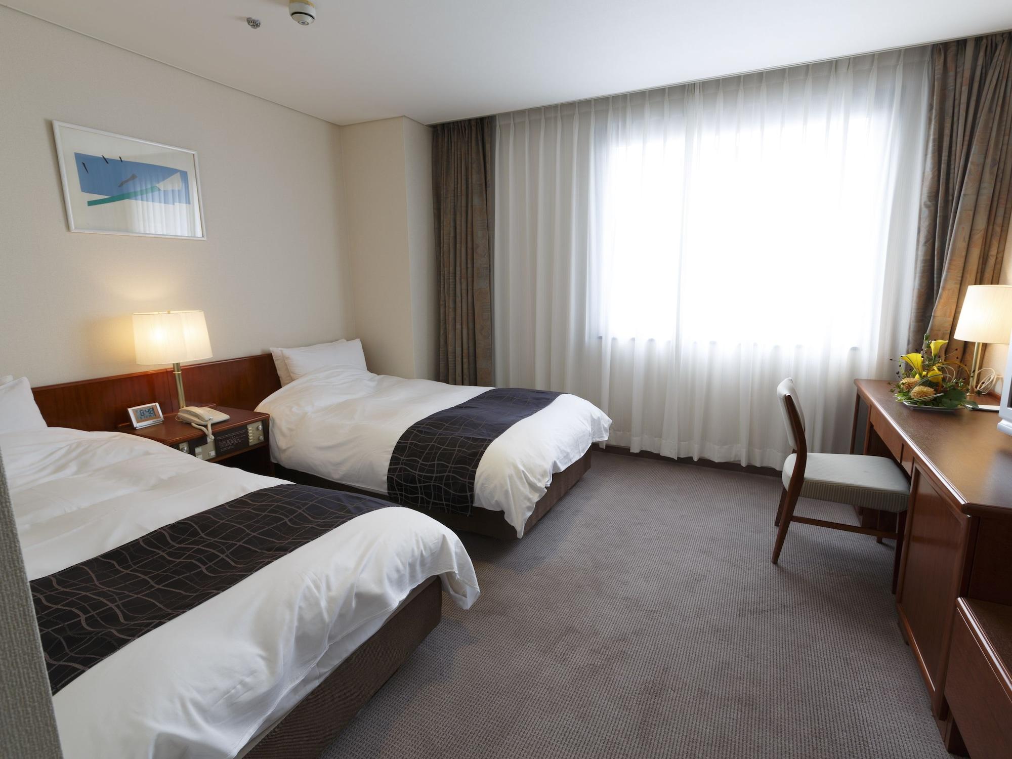 Hotel Pearl Garden Takamatsu Exterior photo