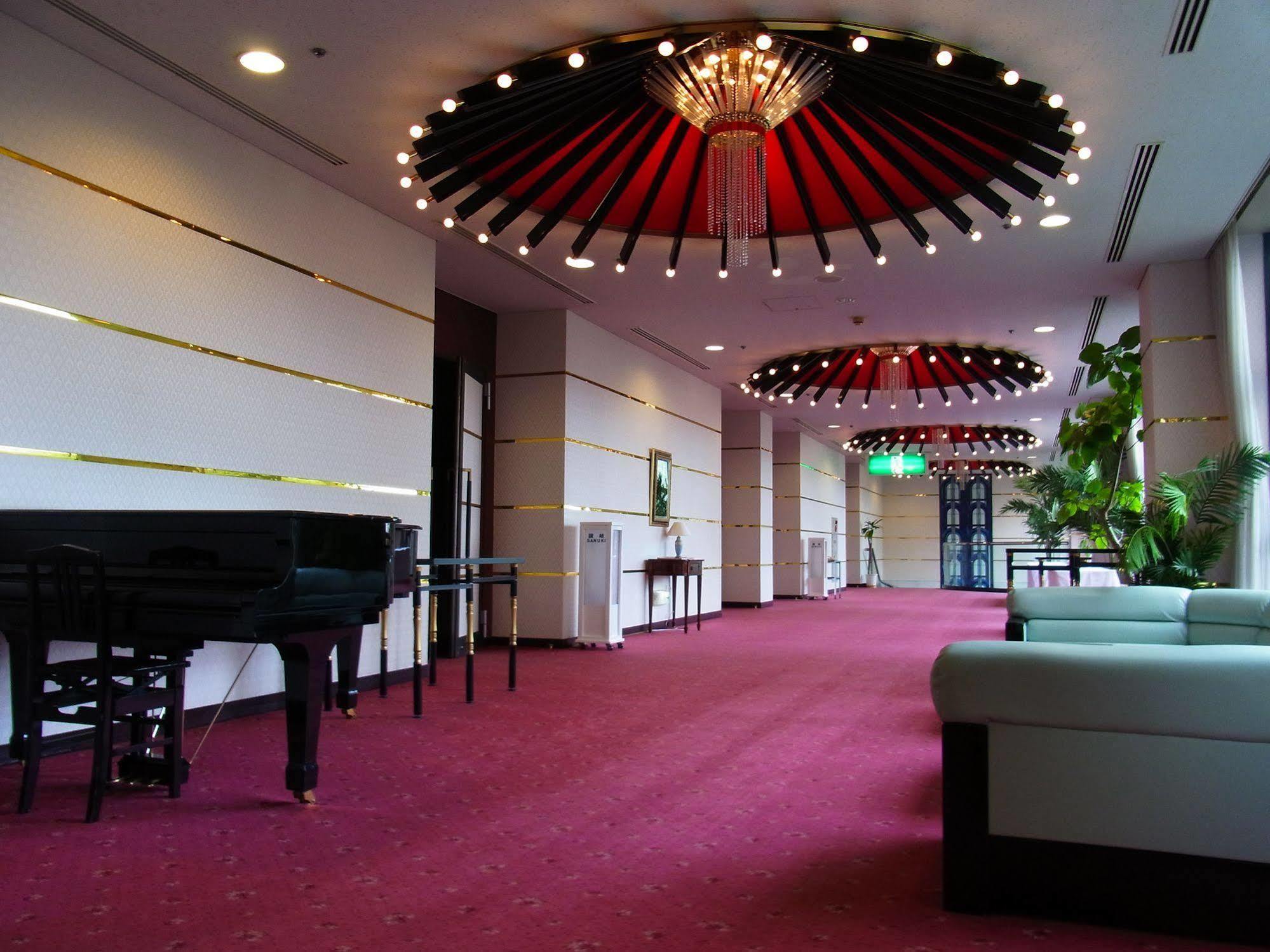 Hotel Pearl Garden Takamatsu Exterior photo